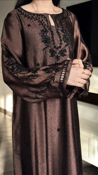 Mahveen Noir